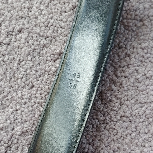 Louis vuitton taiga belt - Picture 5 of 14